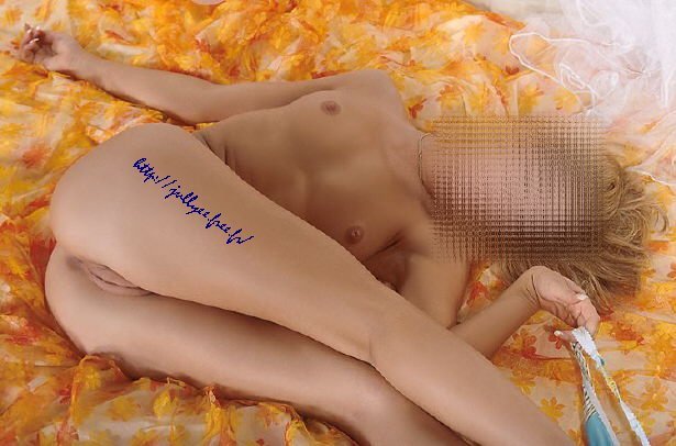 que je suis bien toute nue !!! j'aime tre dans cette tenue lgre !!