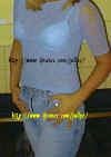 Le voici ce petit pull bleu un peu transparent....